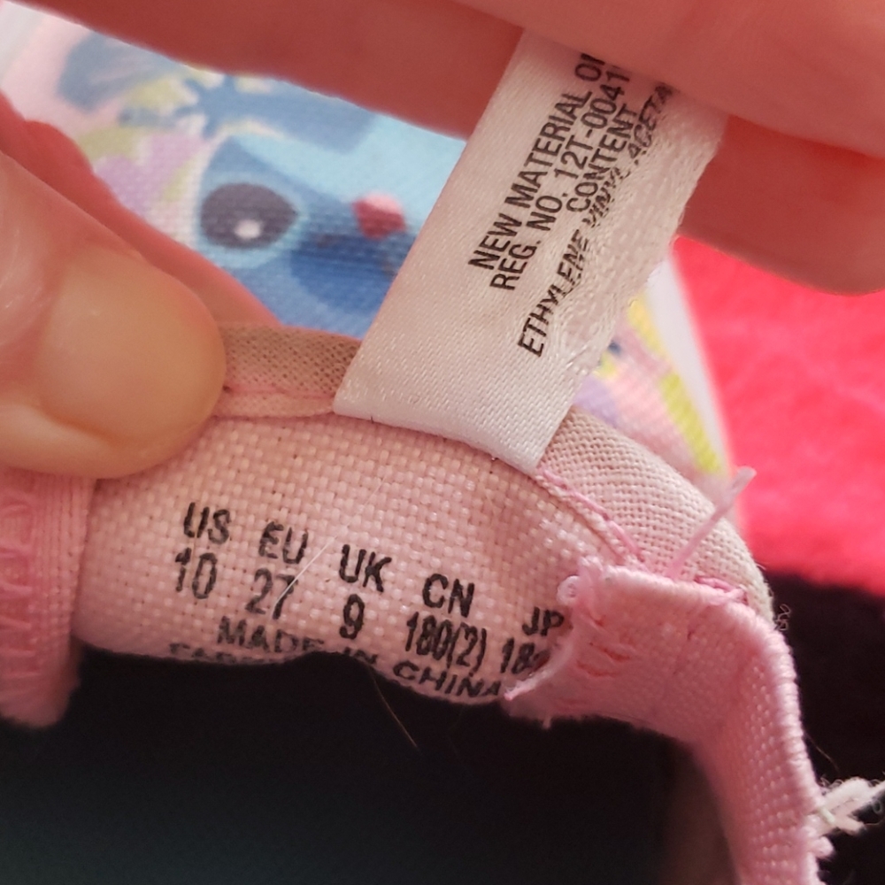 🩷 Disney Slip on Stitch Shoes 💗 - Picture 7 of 9